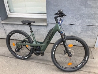 Elektrobicykel KTM Macina Aera 671